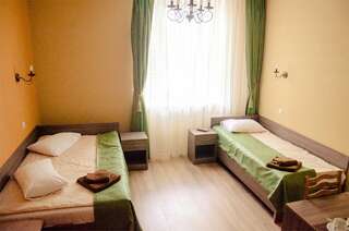 Гостиница Камелот Псков Двухместный номер с 2 отдельными кроватями-1