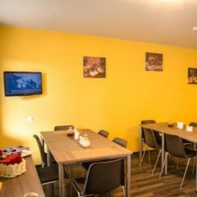 Гостиница Камелот Псков-200